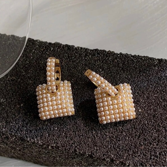 Grathia Cero Jewelry - Freshwater Pearl Dangle Hoop Earrings